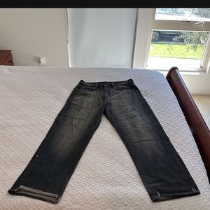 eckō unltd. 
Size 34 Baggy Fit